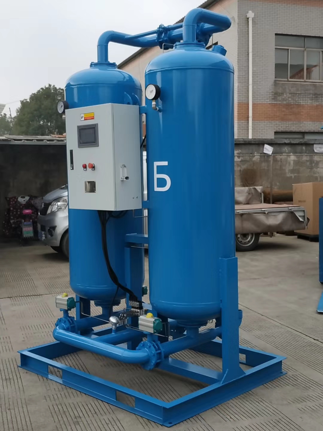 吸附式干燥機氧化鋁多久更換一次？